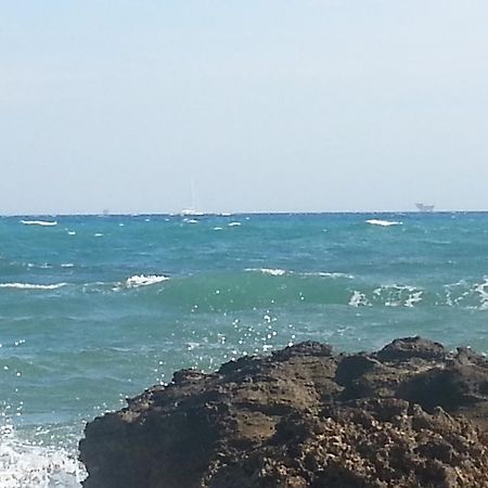 Il Girasole Bed and Breakfast Crotone Exteriör bild