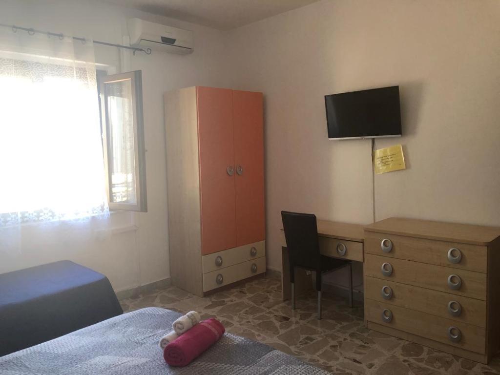 Il Girasole Bed and Breakfast Crotone Exteriör bild