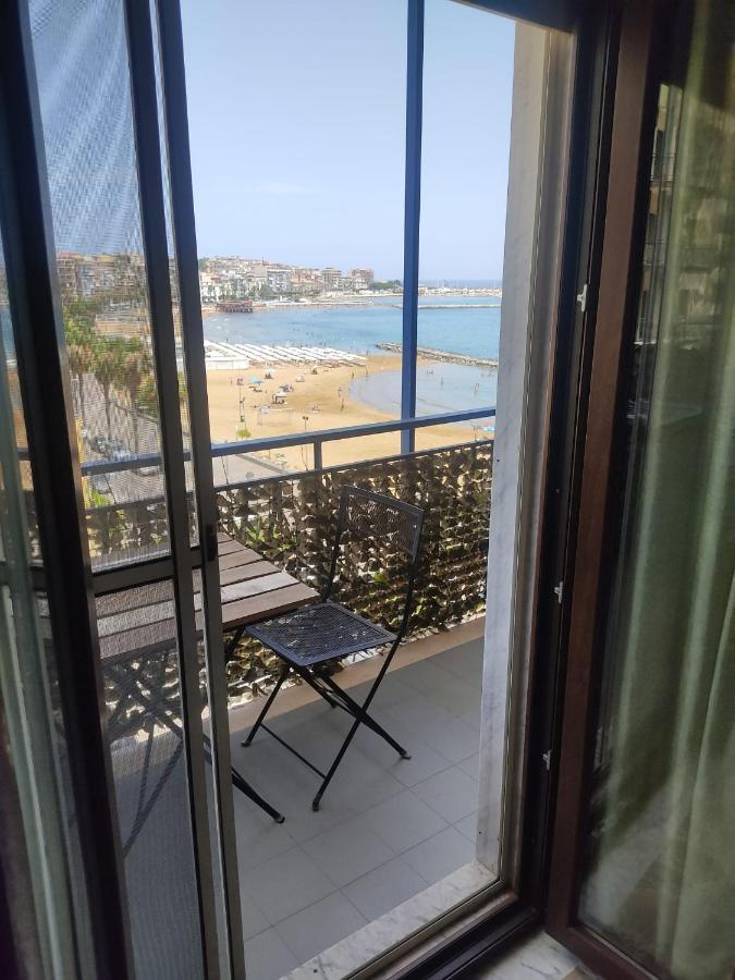 Il Girasole Bed and Breakfast Crotone Exteriör bild