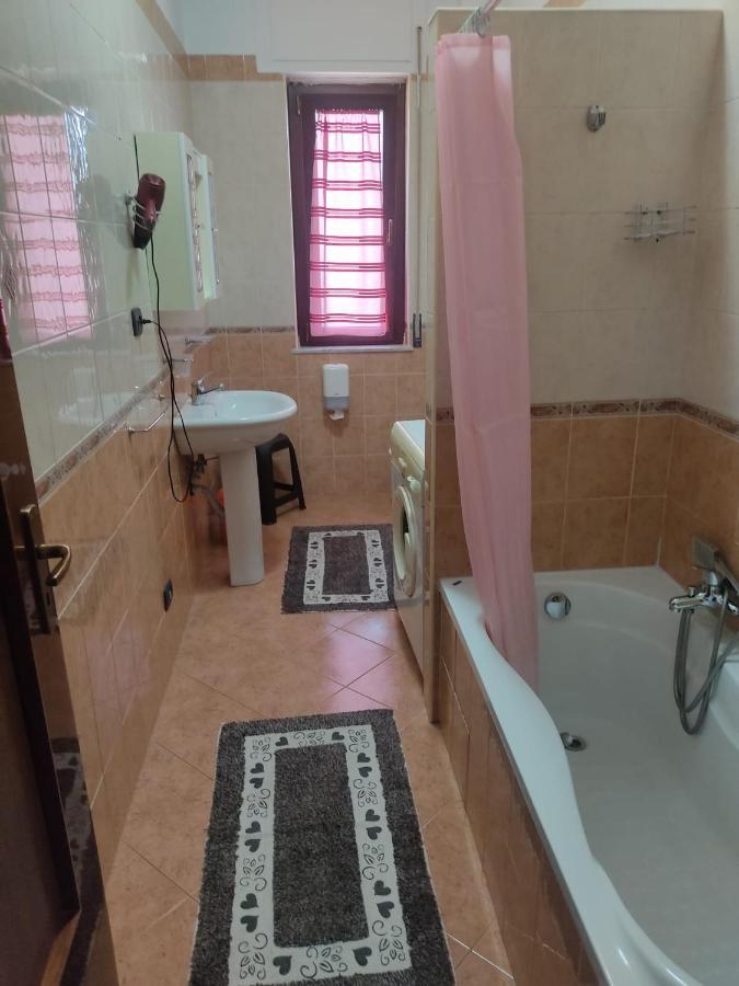 Il Girasole Bed and Breakfast Crotone Exteriör bild