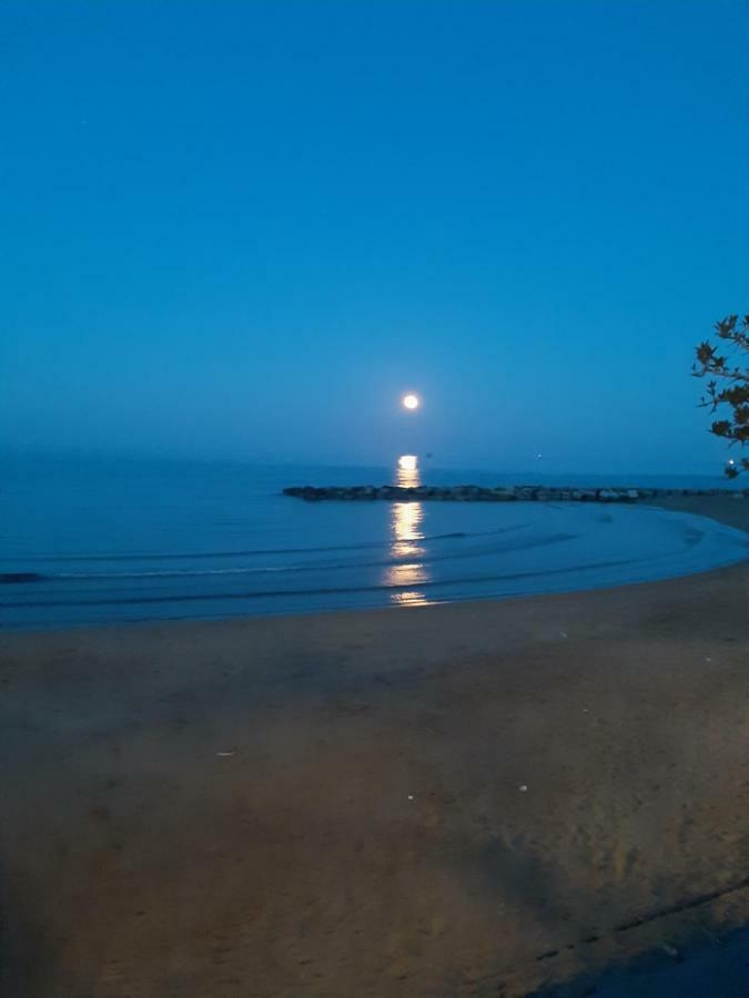 Il Girasole Bed and Breakfast Crotone Exteriör bild